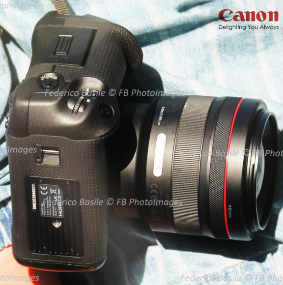 佳能EOS R1真机谍照曝光全新旗舰相星空体育官网·app机即将在2024年震撼登场(图2) 佳能EOS R1真机谍照曝光全新旗舰相星空体育官网·app机即将在2024年震撼登场(图2)