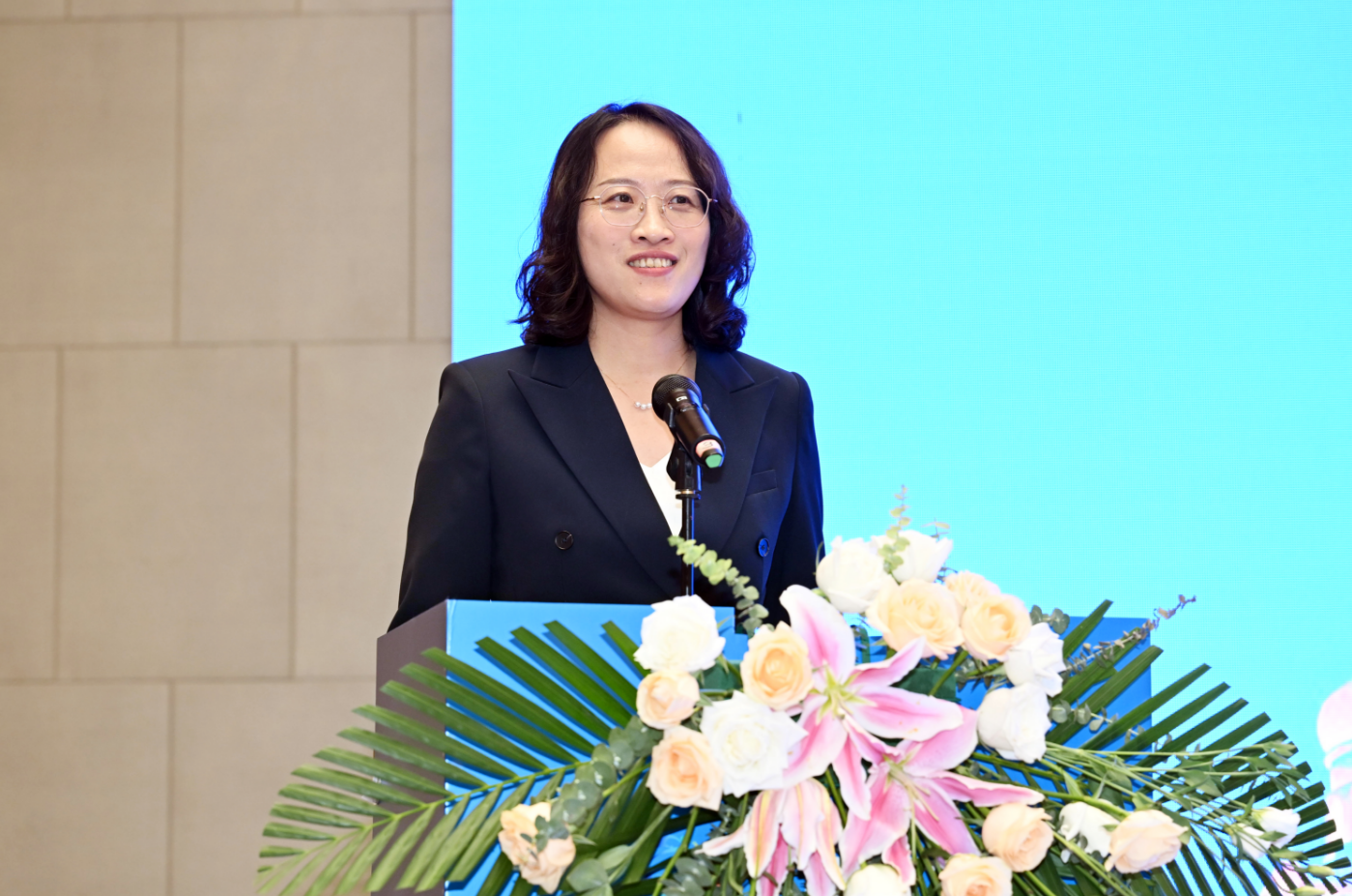 r-style星空官方体育(图2)