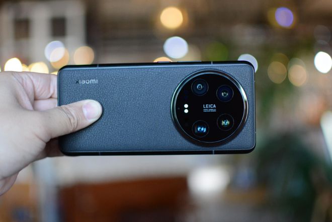 星空体育平台·app专业级摄影！2024年拍照媲美微单的3款旗舰手机给你单反的体验(图6)