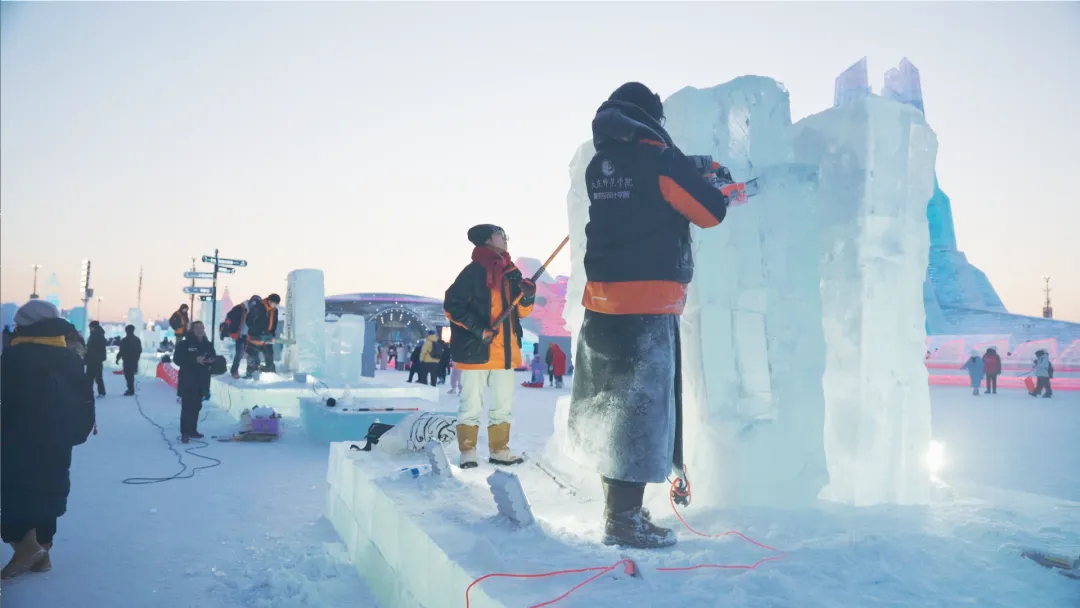 开门迎“qie”！哈尔滨“冰雪之美”醉游人(图3)