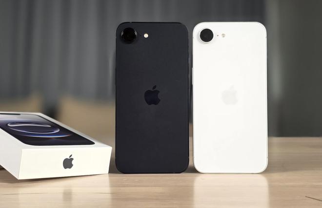 购机攻略！2025年高颜值iPhone保姆级推荐：从入门到旗舰喜欢吗(图4)