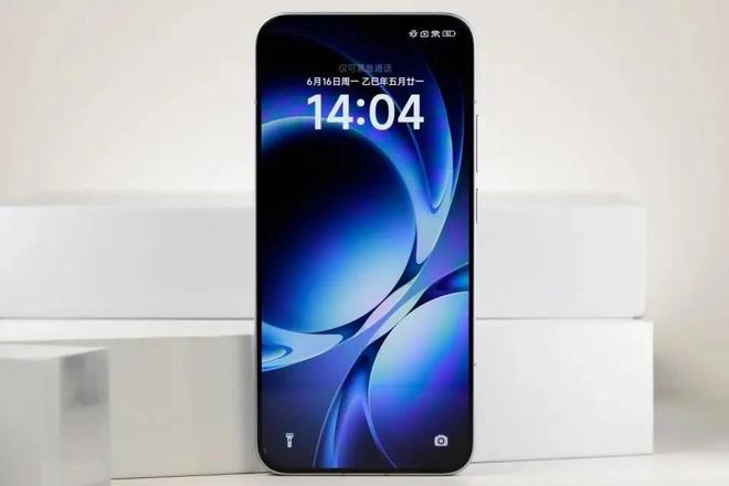 2025国补后公认最值得买的3款性能旗舰16GB+512GB跌至良心价(图2)