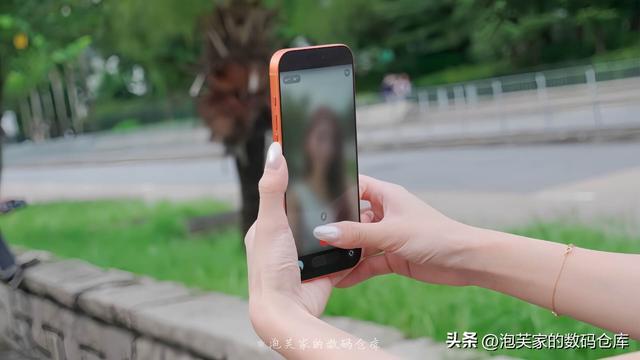 2025最强手机？iPhone17ProMax首发体验 最强续航性能散热(图17)