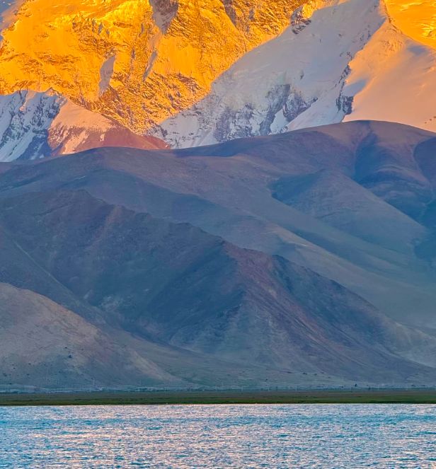 首次去新疆八天七晚游玩路线天伊犁旅游路线+景点｜计划出发(图2)